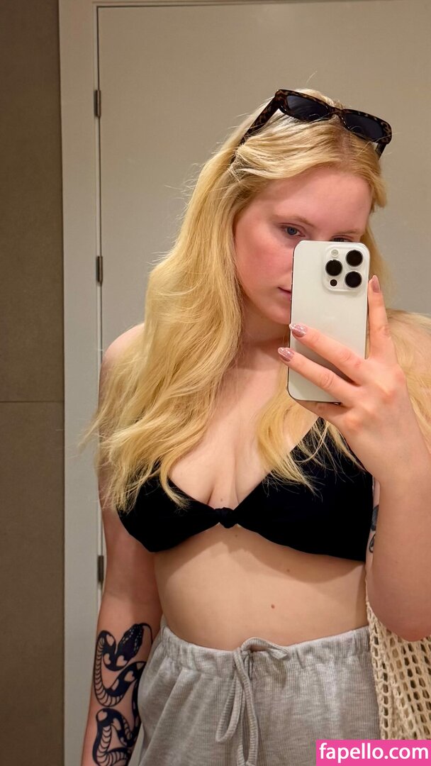 1998kitty / Hellokitty98 Nude Leaked OnlyFans Photo #53
