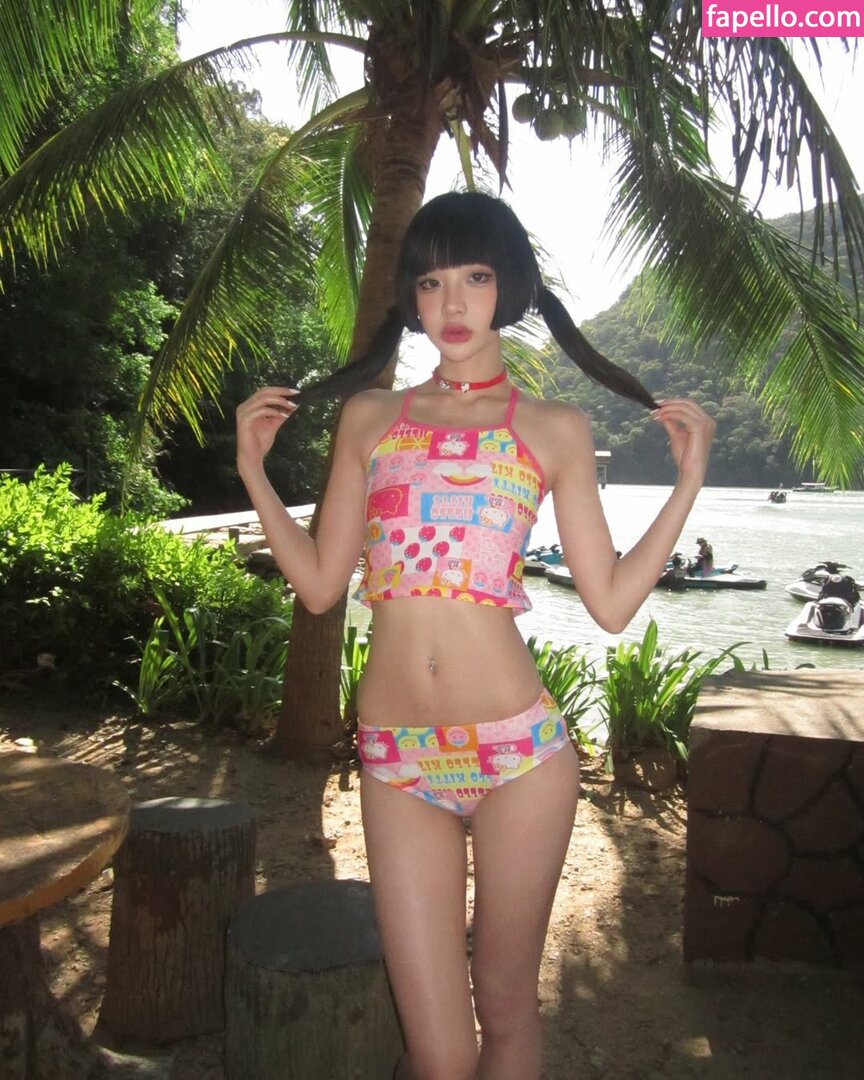 cccddon Nude Leaked  Photo #2