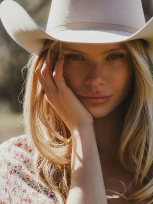 Josie Canseco #1121