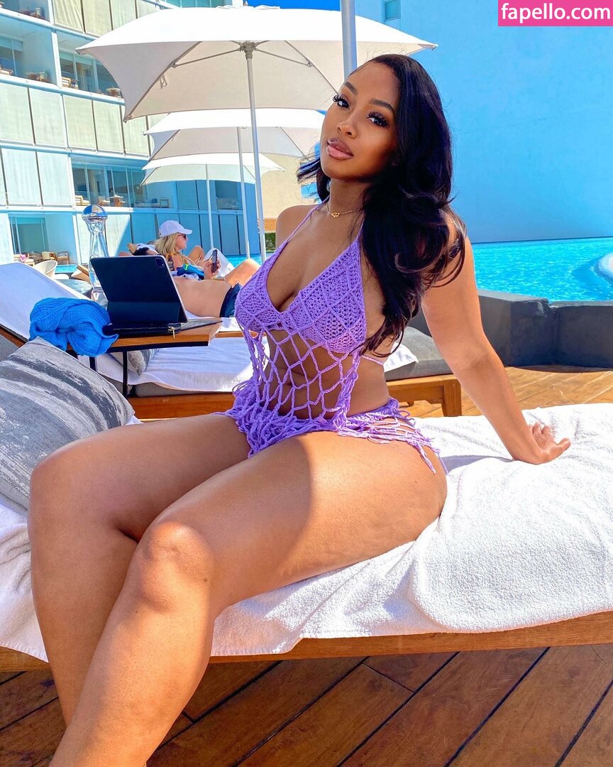 Nneka / _KissAndBlush / whoisnneka Nude Leaked  Photo #29