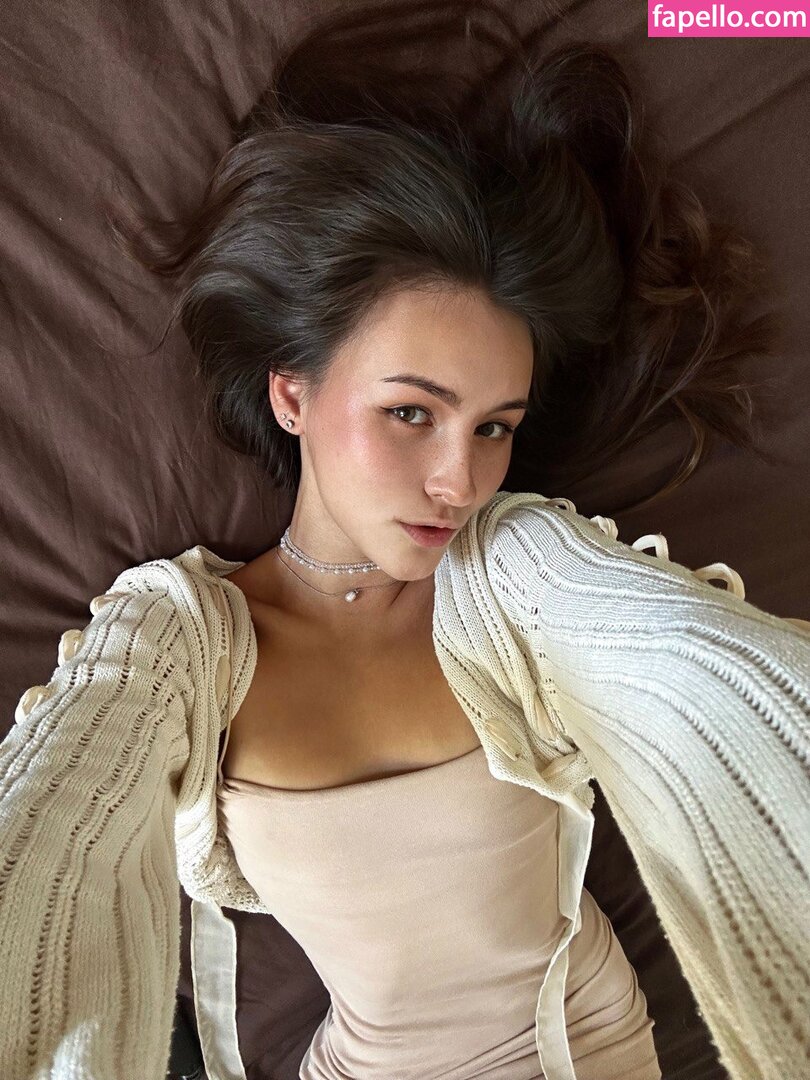 rreeenaaa / rreenaaa__ Nude Leaked  Photo #3