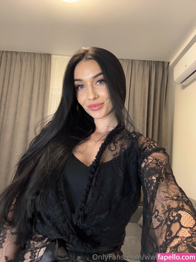 thedopegoddess / wwld_godde_s Nude Leaked OnlyFans Photo #52